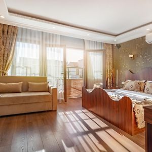 Studio con letto king size